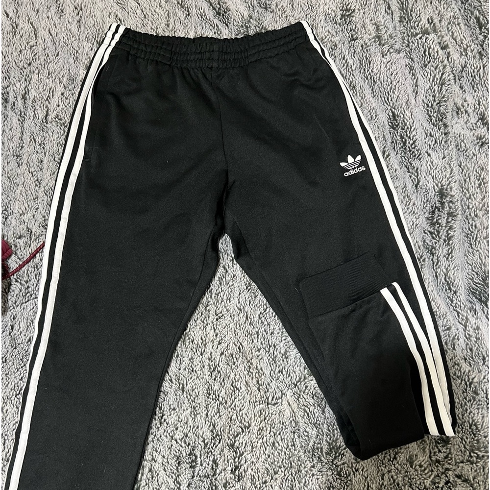 Adidas sweatpants